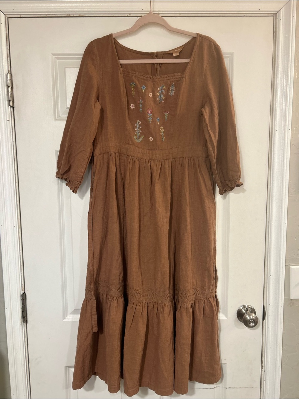 Vintage 100% cotton April Cornell Botanist Embroidered Tiered Midi Dress